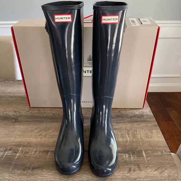 Refined Gloss Tall Rainboot Nwt 